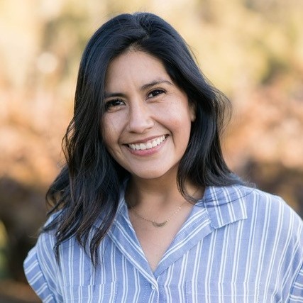 Headshot of Jessica Mendoza