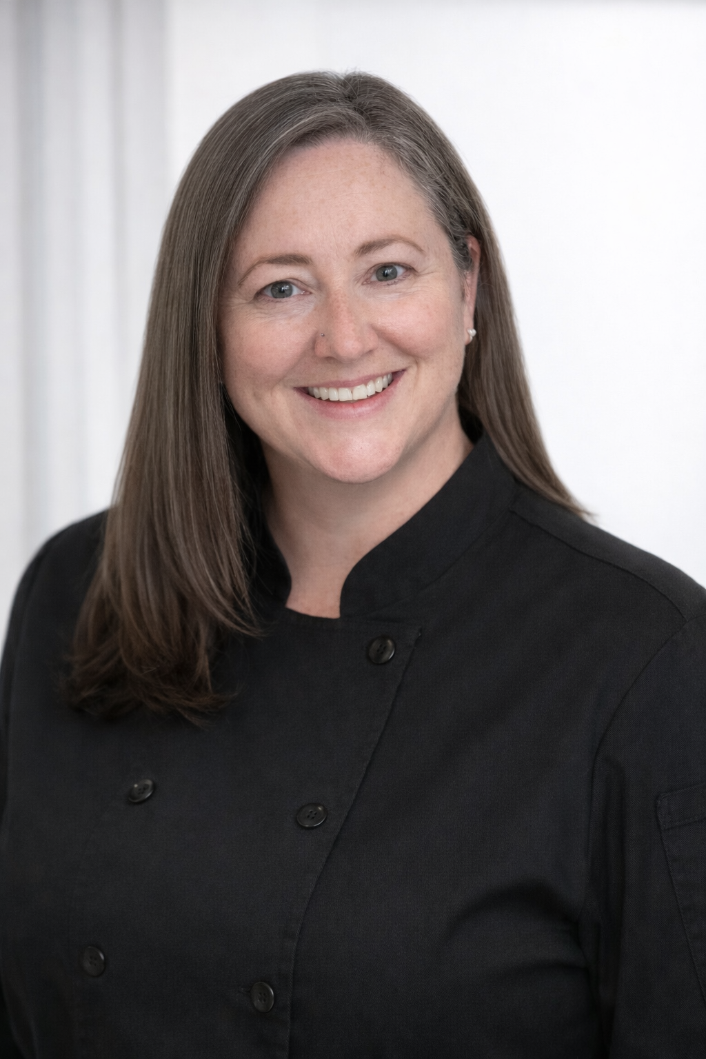 Headshot of Shef Madres